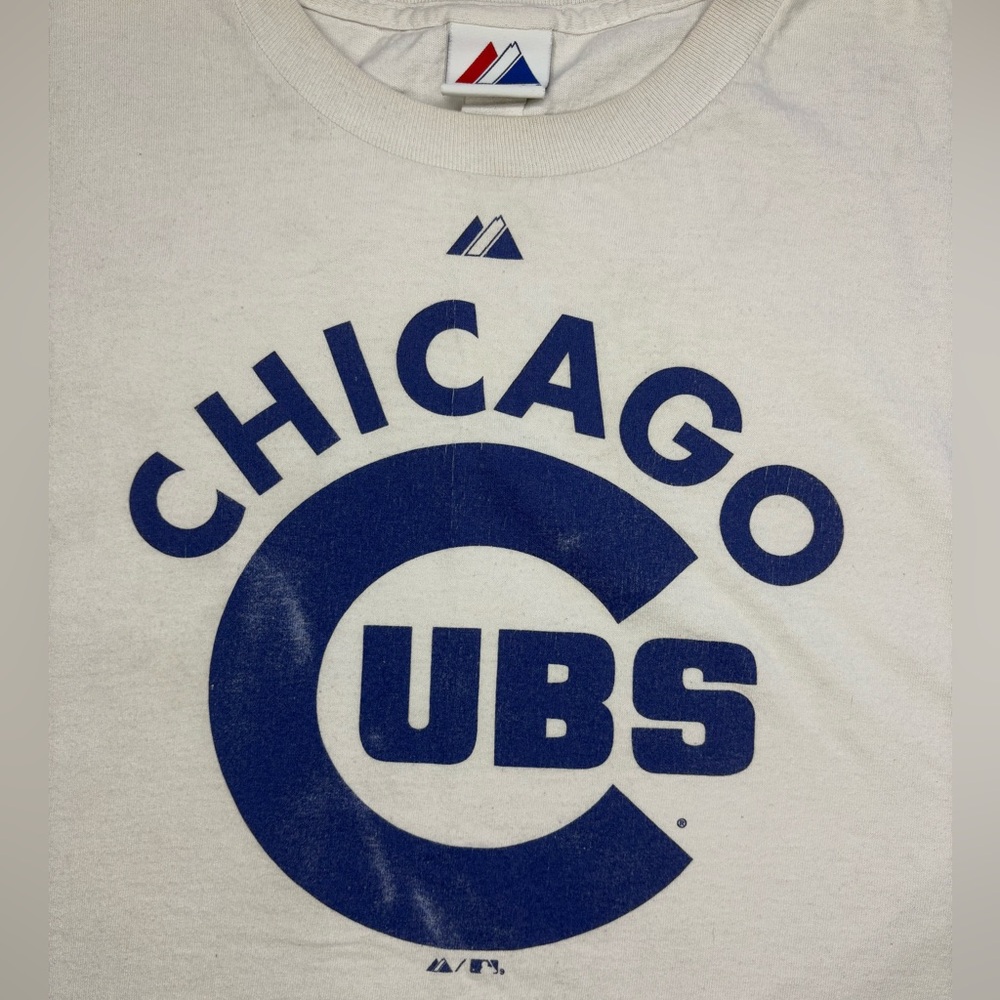 Chicago Cubs Big C T-Shirt

Size 2XL